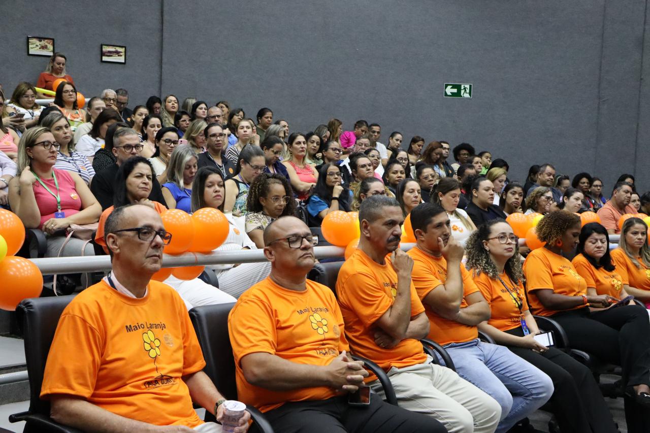 Palestra Maio Laranja